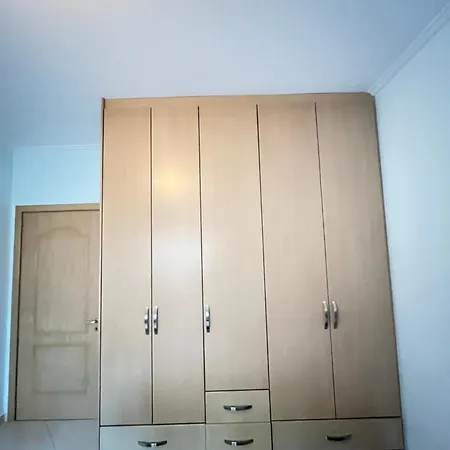 Mryard Apartment